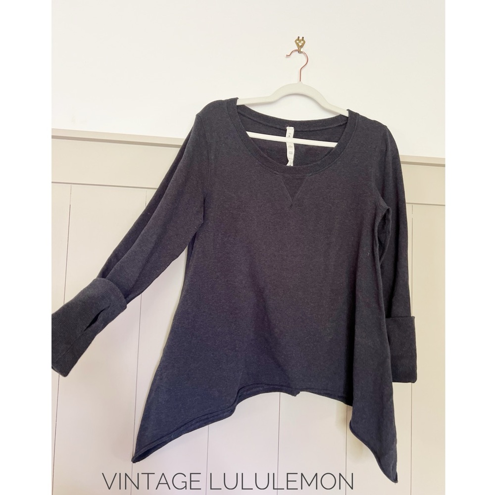 Vintage lululemon athletica navy Asymmetrical sweatshirt